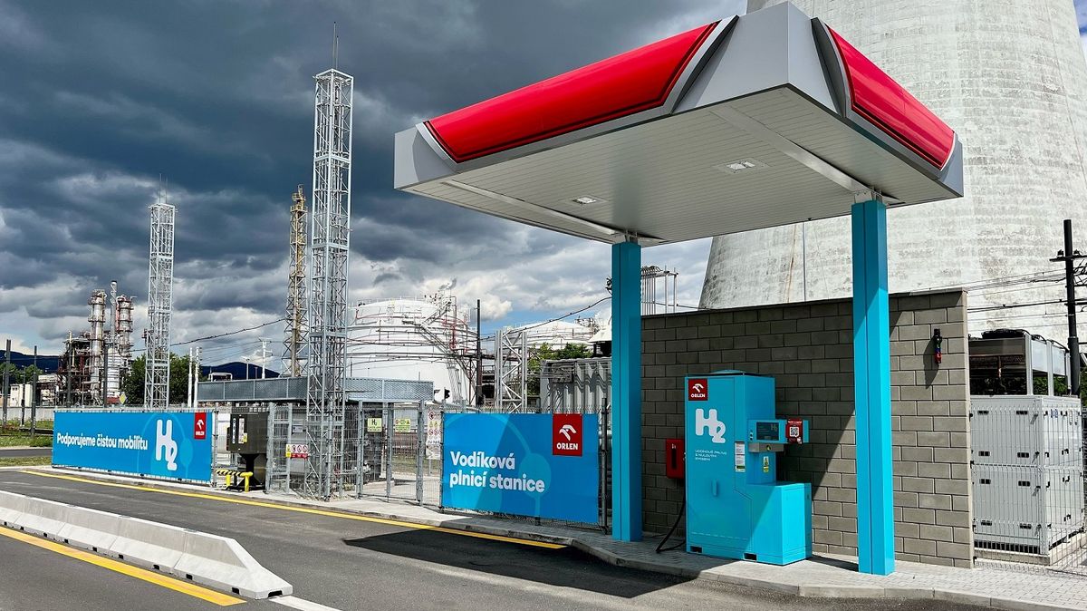 Česko má čtvrtou veřejnou plnicí stanici na vodík. Stojí v Litvínově